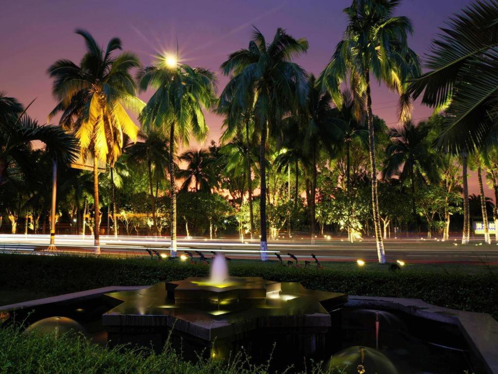 Baohua Harbour View Hotel Haikou  Exterior photo